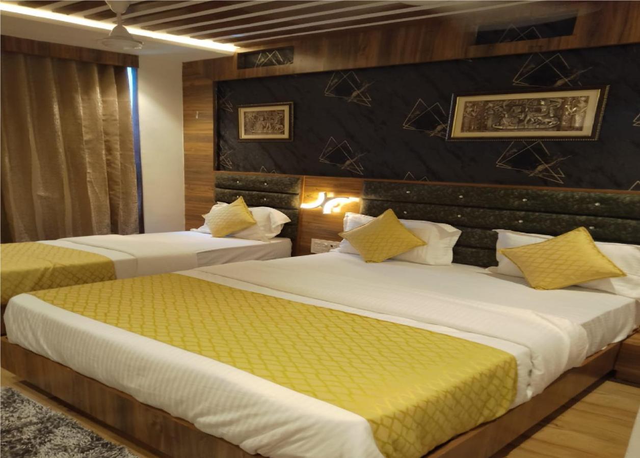 Hotel Lotus Villa อาเมดาบัด ภายนอก รูปภาพ